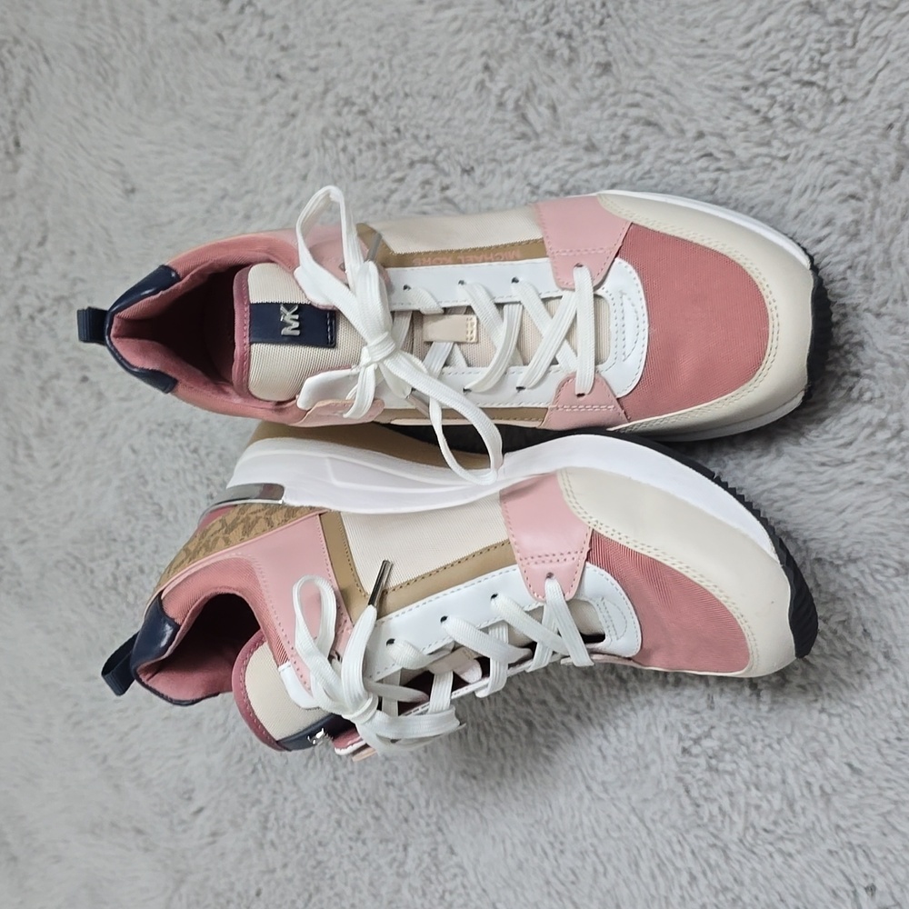 Michael Kors Sneakers sz 9.5